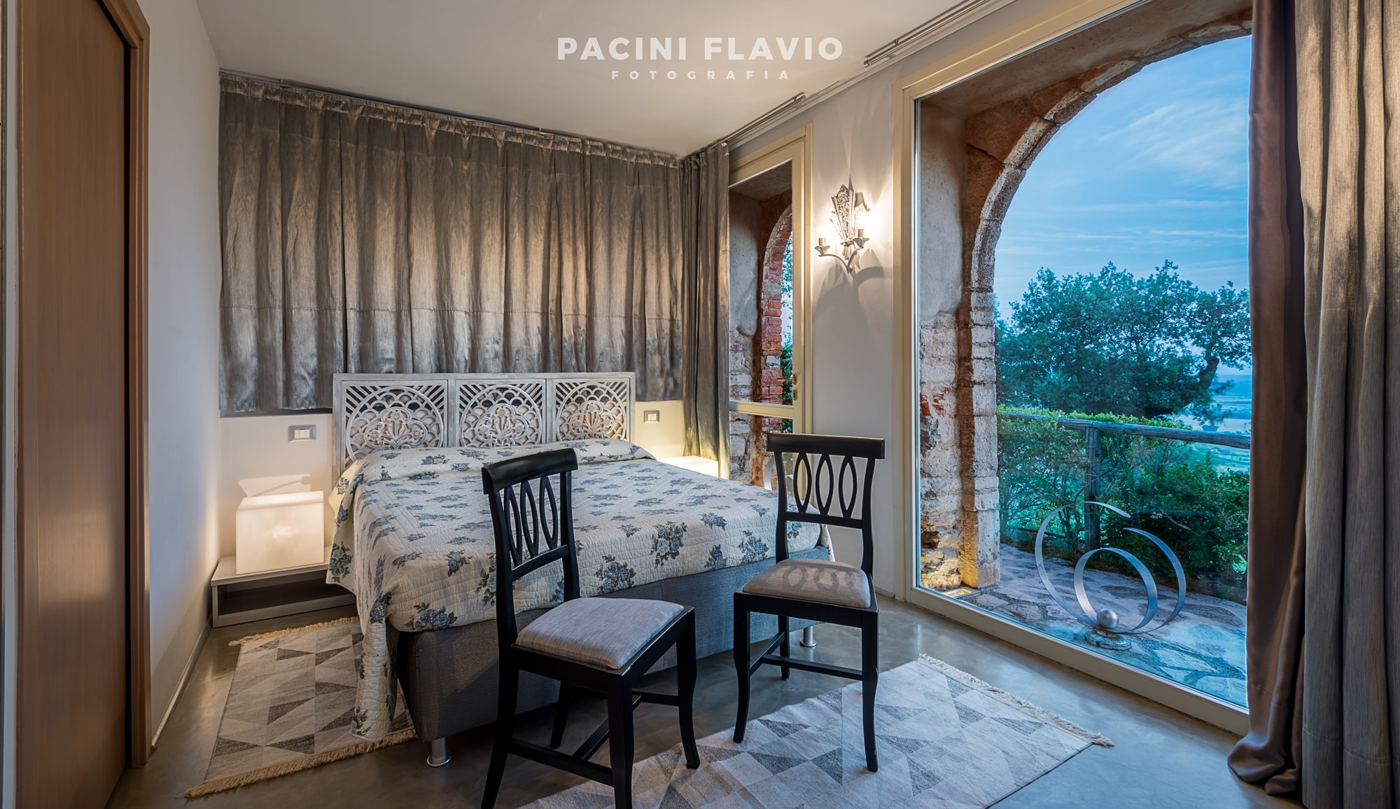 Foto di interni della camera con vista di Villa San Bastiano, Monsummano Alto