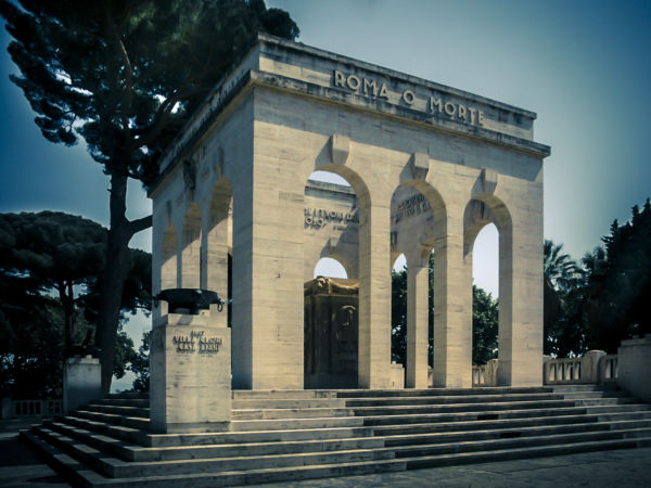 Mausoleo ossario garibaldino, Gianicolo, Roma