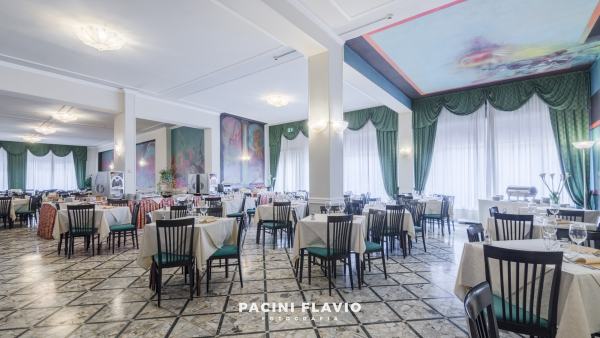 3679-sala-ristorante