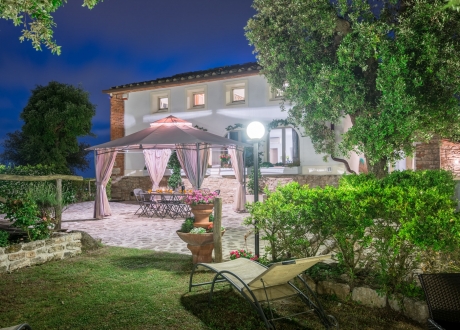 014-villa-san-bastiano-di-notte