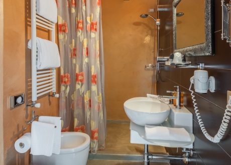 023-bagno
